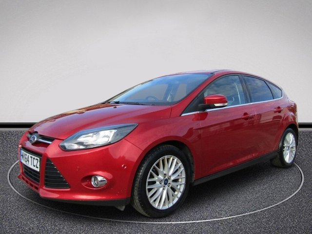 2014 64 Ford Focus 1.0 ZETEC NAVIGATOR 5d 99 BHP