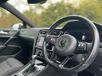 USED 2018 67 VOLKSWAGEN GOLF 2.0 R TSI DSG 3d 306 BHP AWD AUTO Touchscreen NAV Digital Dash