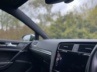 USED 2018 67 VOLKSWAGEN GOLF 2.0 R TSI DSG 3d 306 BHP AWD AUTO Touchscreen NAV Digital Dash