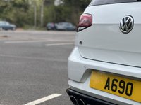 USED 2018 67 VOLKSWAGEN GOLF 2.0 R TSI DSG 3d 306 BHP AWD AUTO Touchscreen NAV Digital Dash