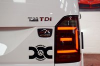 USED 2017 67 VOLKSWAGEN TRANSPORTER T32 TDI KOMBI HIGHLINE 4 MOTION T6 HIGHLINE CONVERSION TWIN ELECTRIC DOORS/ MEGA SPEC