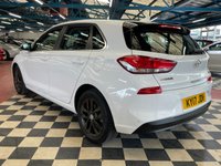 USED 2017 17 HYUNDAI I30 1.4 T-GDI SE NAV 5d 139 BHP 