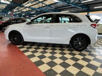 USED 2017 17 HYUNDAI I30 1.4 T-GDI SE NAV 5d 139 BHP 