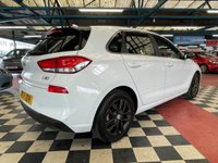 USED 2017 17 HYUNDAI I30 1.4 T-GDI SE NAV 5d 139 BHP 