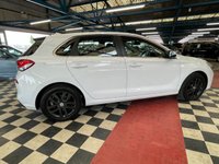 USED 2017 17 HYUNDAI I30 1.4 T-GDI SE NAV 5d 139 BHP 