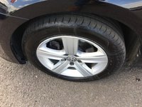 USED 2016 16 VOLKSWAGEN GOLF 1.6 MATCH EDITION TDI BMT 5d 109 BHP + SATNAV FANTASTIC EXAMPLE + COMPREHENSIVE SERVICE HISTORY + JUST HAD MAJOR SERVICE