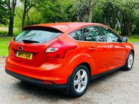 USED 2011 11 FORD FOCUS 1.6 ZETEC 5d 124 BHP 12m MOT / 4 NEW TYRES / FSH!