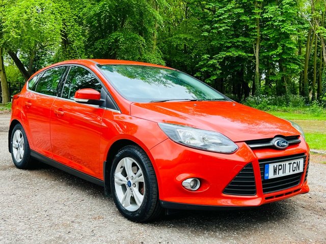 2011 11 Ford Focus 1.6 ZETEC 5d 124 BHP