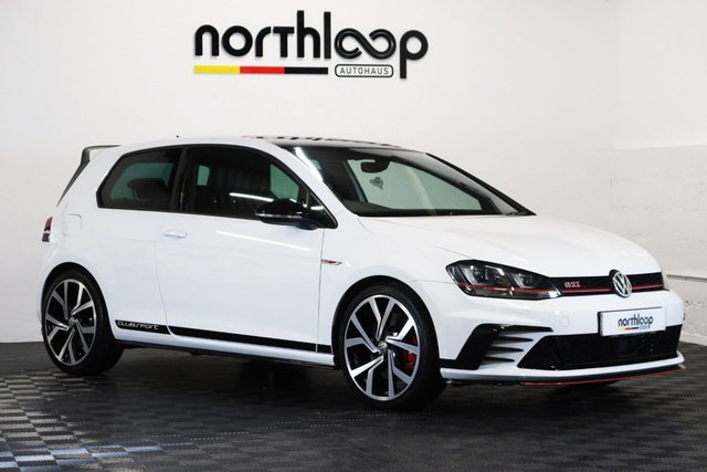 2016 66 Volkswagen Golf 2.0 GTI CLUBSPORT EDITION 40 3d 261 BHP