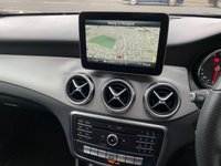 USED 2019 69 MERCEDES-BENZ GLA-CLASS 1.6 GLA 180 AMG LINE EDITION 5d 121 BHP LOW MILEAGE / REVERSING CAMERA
