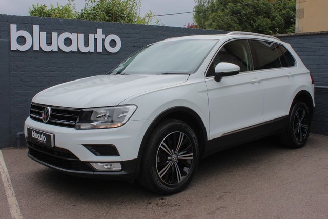 2017 17 Volkswagen Tiguan 2.0 SE NAV TDI BMT 4MOTION DSG 5d 148 BHP