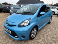 USED 2014 14 TOYOTA AYGO 1.0 VVT-I MOVE WITH STYLE 5d 68 BHP Stunning Napoli Blue 5 door with Sat Nav