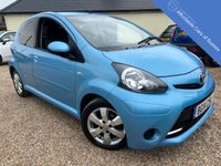 USED 2014 14 TOYOTA AYGO 1.0 VVT-I MOVE WITH STYLE 5d 68 BHP Stunning Napoli Blue 5 door with Sat Nav