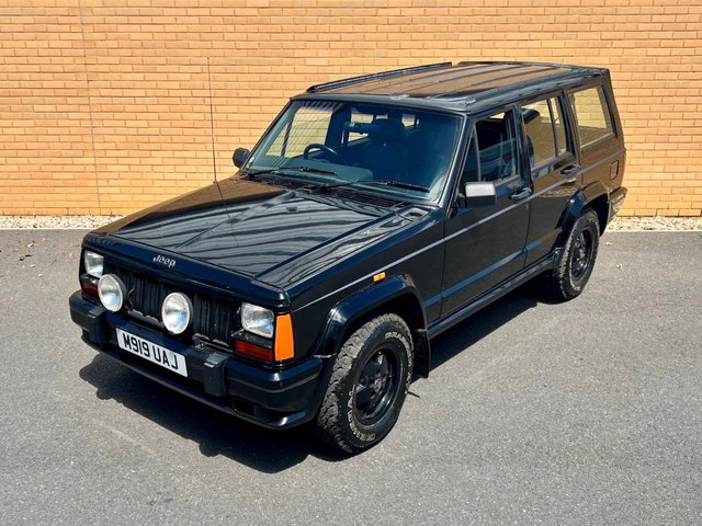 1994 M Jeep Cherokee XJ STEALTH LIMITED EDITION // 4.0L // 5d // 181 BHP // px swap