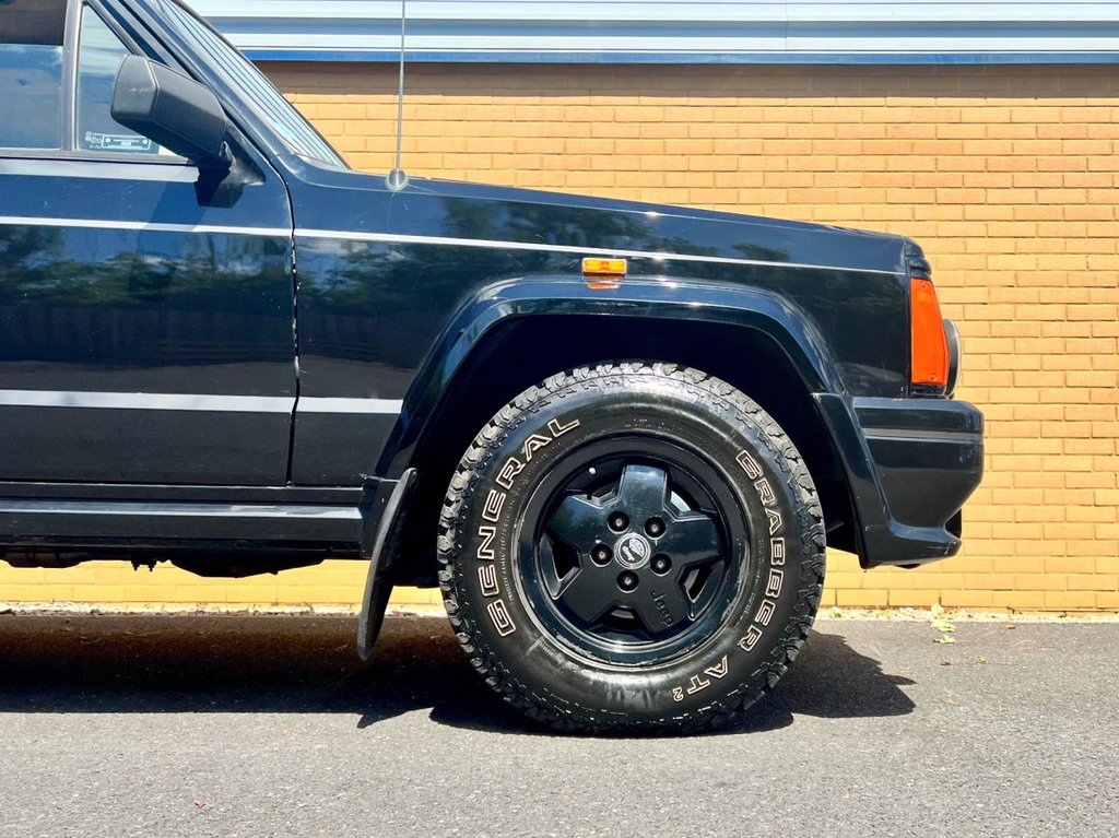 USED 1994 M JEEP CHEROKEE XJ STEALTH LIMITED EDITION // 4.0L // 5d // 181 BHP // px swap 