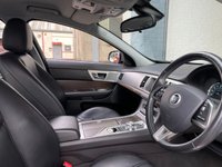 USED 2012 12 JAGUAR XF 2.2 D LUXURY 4d 190 BHP 