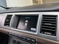 USED 2012 12 JAGUAR XF 2.2 D LUXURY 4d 190 BHP 