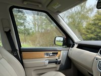 USED 2013 13 LAND ROVER DISCOVERY 3.0 4 SDV6 HSE 5d 255 BHP 7 Seater, Panoramic Glass Roof