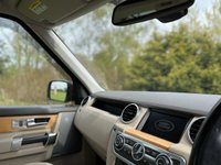 USED 2013 13 LAND ROVER DISCOVERY 3.0 4 SDV6 HSE 5d 255 BHP 7 Seater, Panoramic Glass Roof