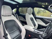 USED 2017 67 JAGUAR F-PACE 3.0 V6 S AWD 5d 296 BHP Panoramic Glass Roof Pro Nav
