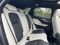 USED 2017 67 JAGUAR F-PACE 3.0 V6 S AWD 5d 296 BHP Panoramic Glass Roof Pro Nav