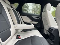 USED 2017 67 JAGUAR F-PACE 3.0 V6 S AWD 5d 296 BHP Panoramic Glass Roof Pro Nav