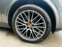 USED 2021 21 PORSCHE CAYENNE 3.0T V6 TIPTRONIC 5d 340 BHP 1 Owner, Pan Roof, Rear Cam