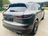 USED 2021 21 PORSCHE CAYENNE 3.0T V6 TIPTRONIC 5d 340 BHP 1 Owner, Pan Roof, Rear Cam