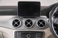 USED 2017 17 MERCEDES-BENZ GLA-CLASS 2.1 GLA 200 D SPORT PREMIUM PLUS 5d 134 BHP 