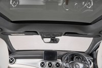 USED 2017 17 MERCEDES-BENZ GLA-CLASS 2.1 GLA 200 D SPORT PREMIUM PLUS 5d 134 BHP 