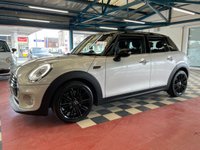 USED 2017 17 MINI HATCH COOPER 1.5 COOPER D 5d 114 BHP 