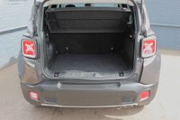 USED 2016 16 JEEP RENEGADE 2.0 M-JET LIMITED 5d 138 BHP Full Jeep History, Heated Leather Seats, Heated Steering Wheel, Sat Nav, Touch Screen Media