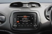 USED 2016 16 JEEP RENEGADE 2.0 M-JET LIMITED 5d 138 BHP Full Jeep History, Heated Leather Seats, Heated Steering Wheel, Sat Nav, Touch Screen Media