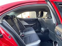 USED 2017 17 LEXUS IS 2.5 300H SPORT 4d 179 BHP 