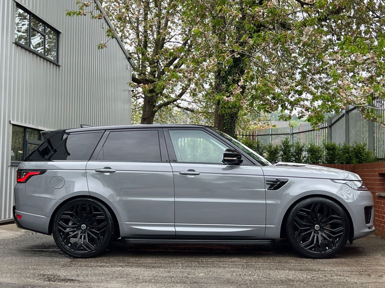 2020 70 LAND ROVER RANGE ROVER SPORT 3.0 SD V6 HSE Auto 4WD Euro 6 (s/s) 5dr