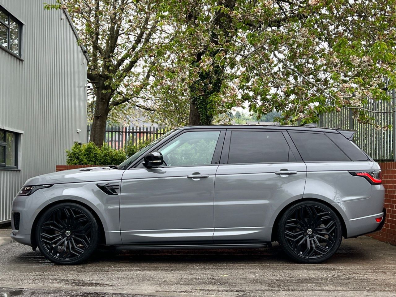2020 70 LAND ROVER RANGE ROVER SPORT 3.0 SD V6 HSE Auto 4WD Euro 6 (s/s) 5dr