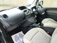 USED 2011 61 RENAULT KANGOO 1.5 EXPRESSION DCI 5d 75 BHP www.suffolkcarcentre.co.uk - Located at Ilketshall
