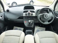 USED 2011 61 RENAULT KANGOO 1.5 EXPRESSION DCI 5d 75 BHP www.suffolkcarcentre.co.uk - Located at Ilketshall