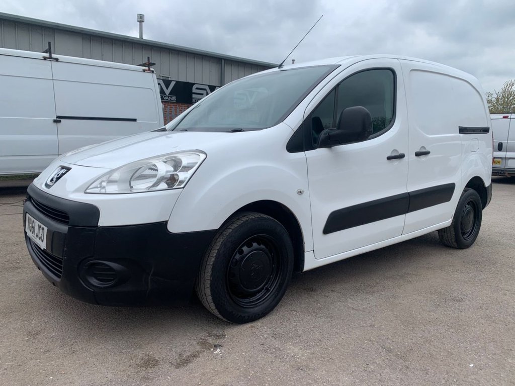 Peugeot partner 2011. Peugeot partner 2011 года. пежо партнер 2011 года. партнер 2011. Peugeot partner 2011.