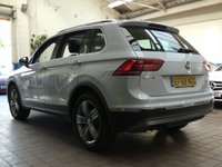 USED 2018 68 VOLKSWAGEN TIGUAN 2.0 SEL TDI 4MOTION DSG 5d 188 BHP SAT NAV PANORAMIC SUNROOF 4WD
