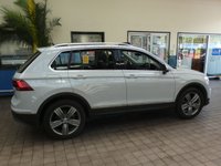 USED 2018 68 VOLKSWAGEN TIGUAN 2.0 SEL TDI 4MOTION DSG 5d 188 BHP SAT NAV PANORAMIC SUNROOF 4WD