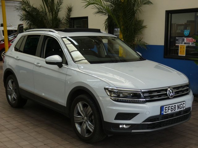 2018 68 Volkswagen Tiguan 2.0 SEL TDI 4MOTION DSG 5d 188 BHP