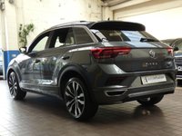 USED 2020 20 VOLKSWAGEN T-ROC 1.5 R-LINE TSI EVO DSG 5d 148 BHP STUNNING EXAMPLE SAT NAV PART LEATHER INTERIOR VW WARRANTY MAR 2023