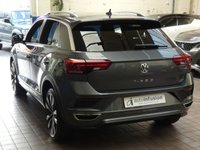 USED 2020 20 VOLKSWAGEN T-ROC 1.5 R-LINE TSI EVO DSG 5d 148 BHP STUNNING EXAMPLE SAT NAV PART LEATHER INTERIOR VW WARRANTY MAR 2023
