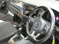 USED 2020 20 VOLKSWAGEN T-ROC 1.5 R-LINE TSI EVO DSG 5d 148 BHP STUNNING EXAMPLE SAT NAV PART LEATHER INTERIOR VW WARRANTY MAR 2023