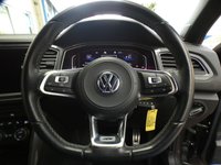 USED 2020 20 VOLKSWAGEN T-ROC 1.5 R-LINE TSI EVO DSG 5d 148 BHP STUNNING EXAMPLE SAT NAV PART LEATHER INTERIOR VW WARRANTY MAR 2023