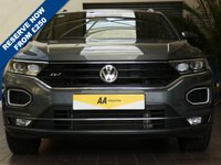 USED 2020 20 VOLKSWAGEN T-ROC 1.5 R-LINE TSI EVO DSG 5d 148 BHP STUNNING EXAMPLE SAT NAV PART LEATHER INTERIOR VW WARRANTY MAR 2023