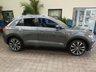 USED 2020 20 VOLKSWAGEN T-ROC 1.5 R-LINE TSI EVO DSG 5d 148 BHP STUNNING EXAMPLE SAT NAV PART LEATHER INTERIOR VW WARRANTY MAR 2023