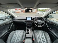 USED 2018 68 FORD FOCUS 1.0 VIGNALE 5d 124 BHP ONE OWNER | FORD HISTORY