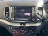 USED 2017 67 VOLKSWAGEN SHARAN 2.0 SE TDI BLUEMOTION TECHNOLOGY 5d 148 BHP 